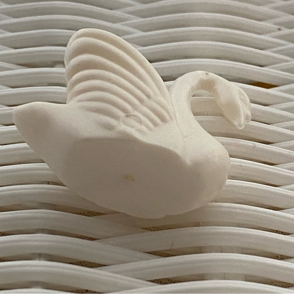 Set of 25 Off White Miniature Swan Decorations, Weddings, Party Supplies NWOT - Picture 8 of 17